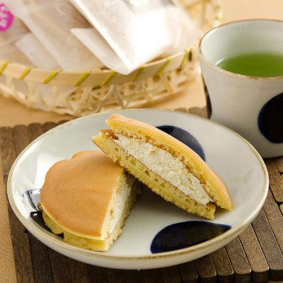もちもちどら焼き「もち・DE・ら」　J20